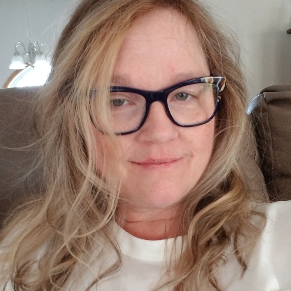 Meet your Posher, Linda